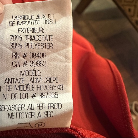 Theory Burnt Red Antazie Admiral Crepe Top S reg $265 Valentines! - Picture 8 of 8